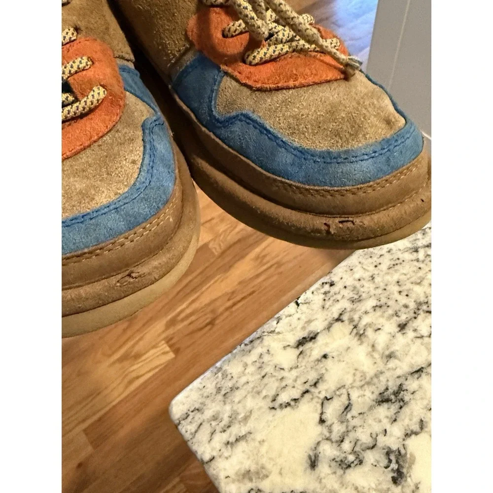 UGG Kid's Boot Size 3 Unisex‎ Boy Girl Brown Hiking Outdoors Youth Kids Walking